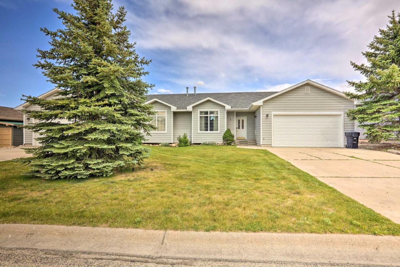 Red Lodge Townhome With Hot Tub And Mountain Views! Exterior photo